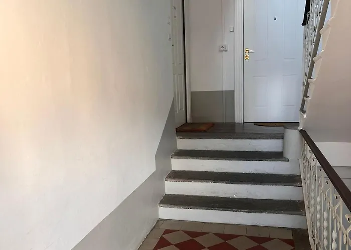 Nicole 20 מנאג'יו