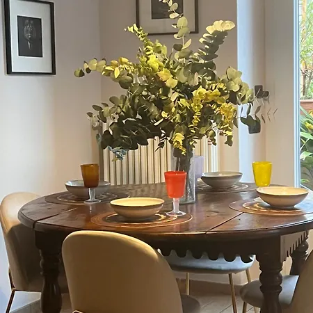 Nicole 20 * Menaggio