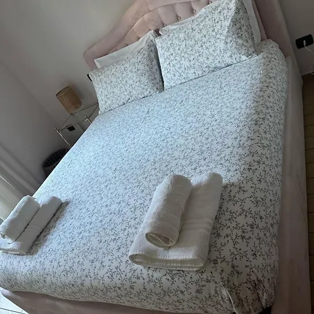 Nicole 20 Apartament *